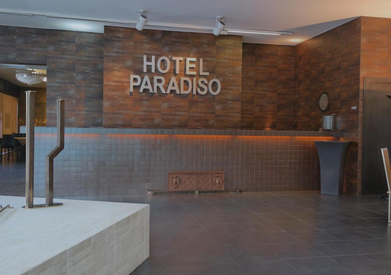 Hotel Paradiso Стра Екстер'єр фото